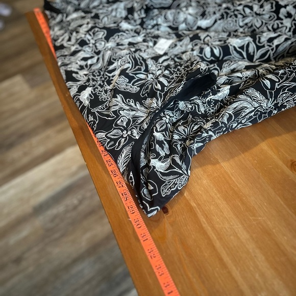 NWT Lane Bryant Black Shirred Scoop-Neck Tiered Maxi Dress Size 28 plus size - Picture 12 of 13